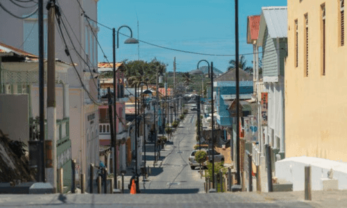 vista-de-la-ciudad-de-puerto-plata-mostrando-el-mercado-inmobiliario-en-puerto-plata-mercado-inmobiliario-en-puerto-plata